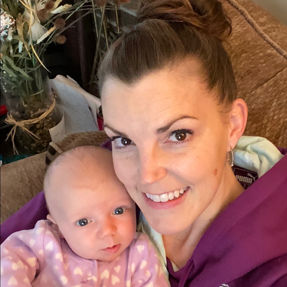Meet your Posher, Courtney